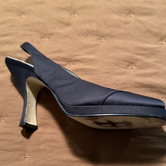 Sam & Libby Elegant Black Peep-Toe Slingback Heels - Picture 6 of 6